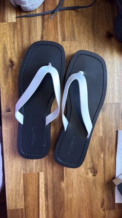 Tony Bianca sandals size 9
