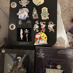 Disney Pins 