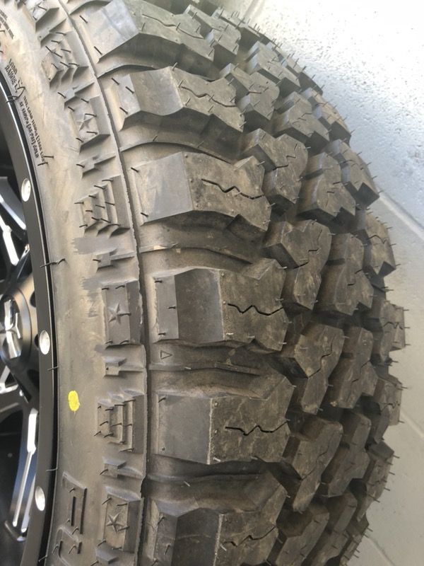 (4) 24x12 Cali-Off-Road Rims w/ 35x12.50R24 Fury MT Tires for Sale in ...