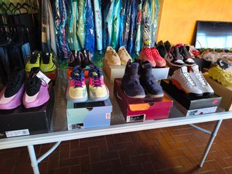 NEW! GARAGE SALE BY WESTCHESTER!!!