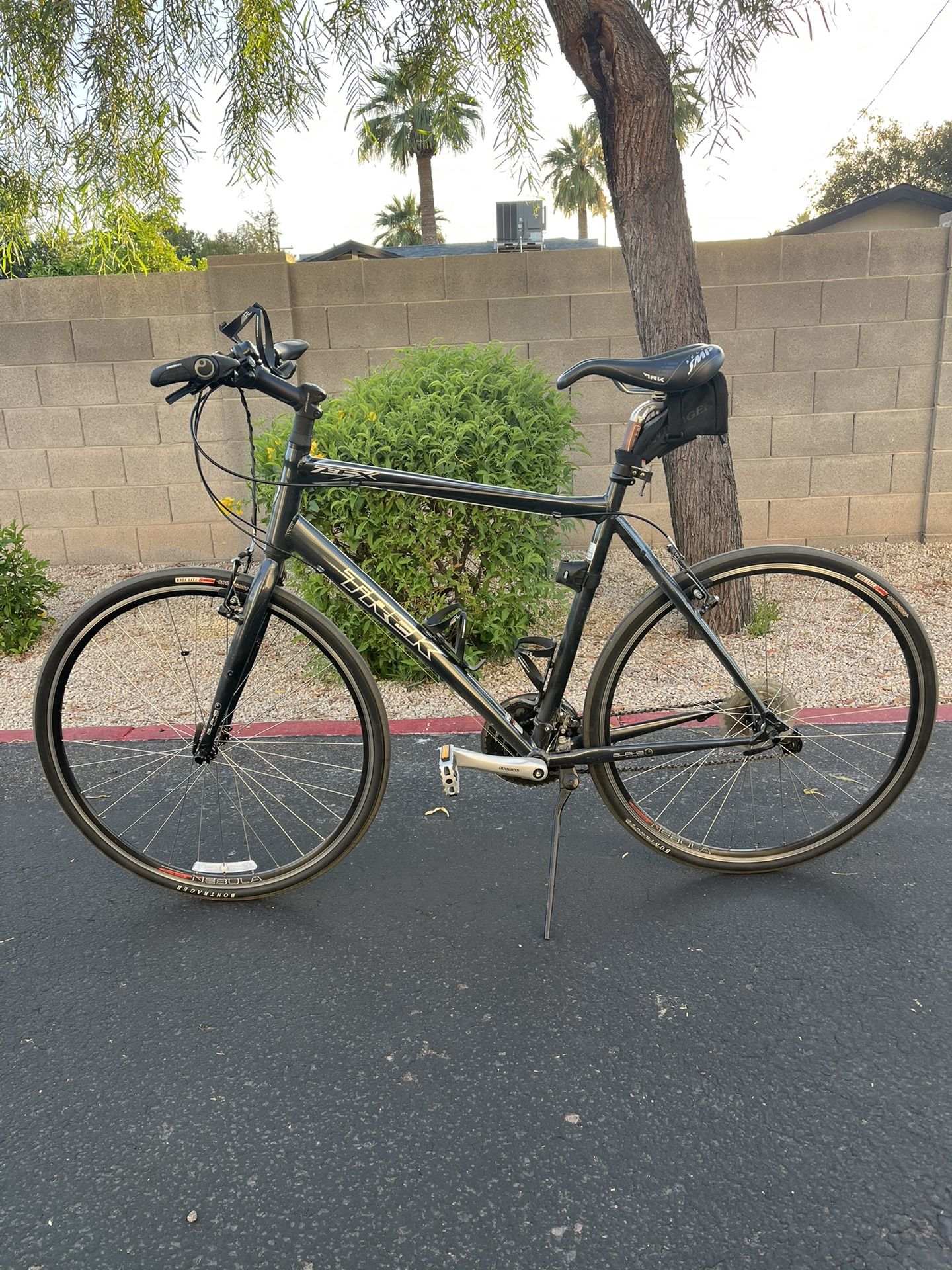 Trek FX road bike Black