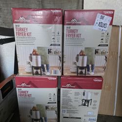 1Portable 30 Quarts Piezo Ignition Liquid
Propane Gas Turkey Fryer