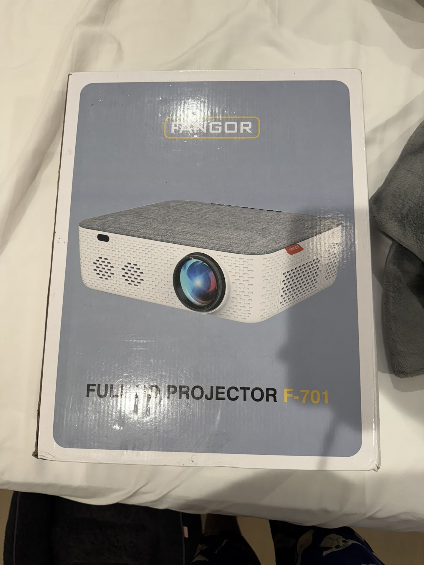 Brand New HD Projector With Wifi