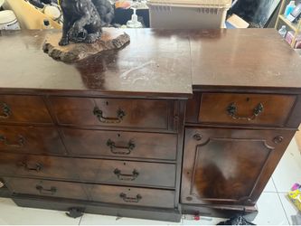 Mid-Century dresser