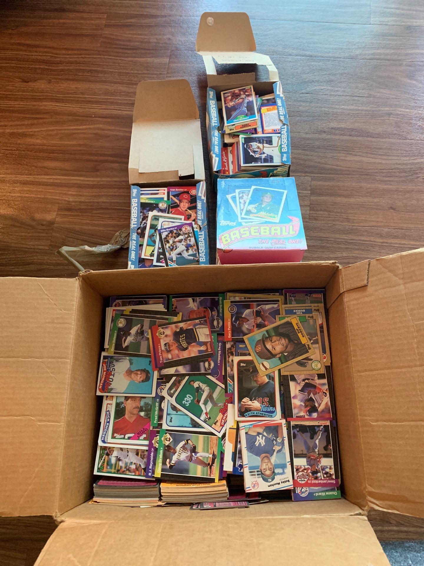 Baseball card lot from late 80s