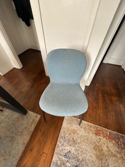Chairs x6