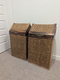 Set of 2 Woven Wicker Laundry Hampers with Lids