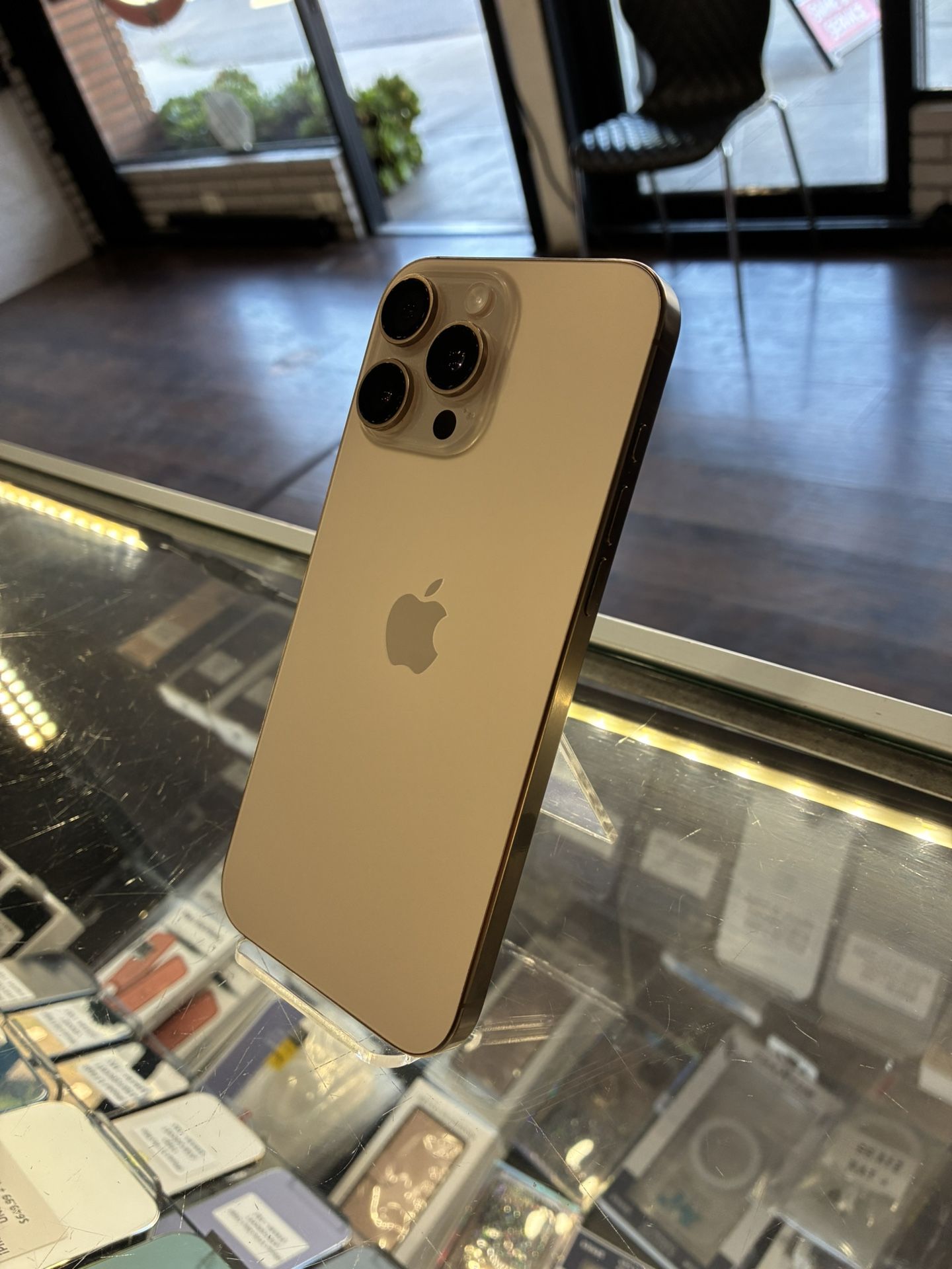 iPhone 16 Pro Max 256gb Unlocked