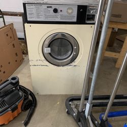 Comercial Wash Machine