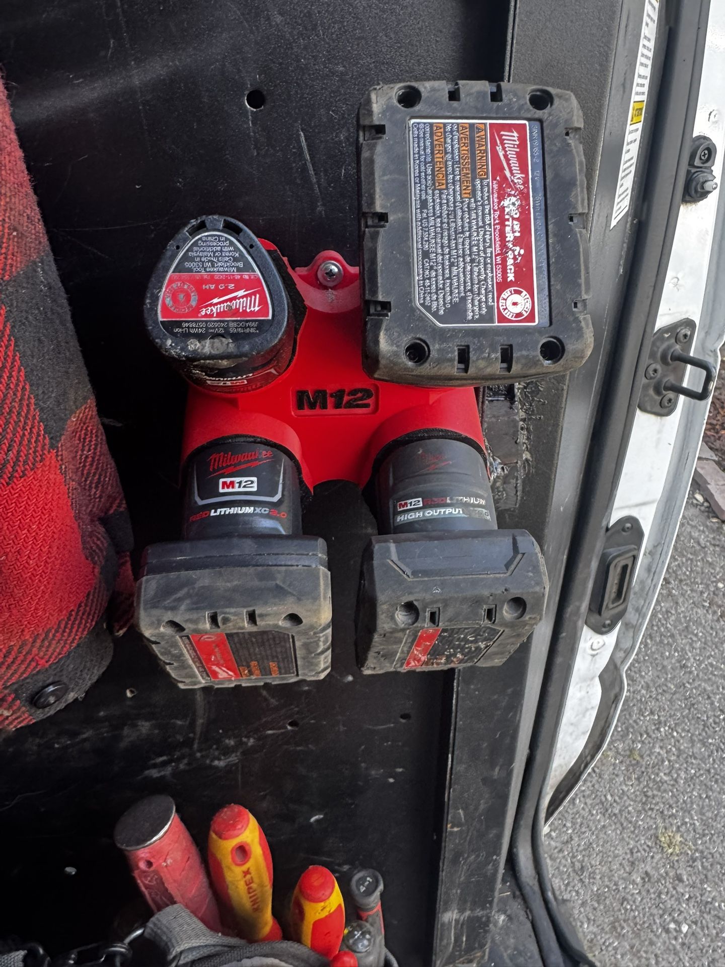Milwaukee M2, 4 Pack Battery Holder