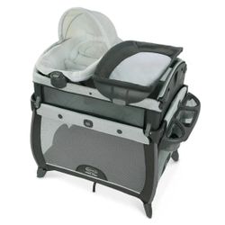 Graco Pack n’ Play Newborn2Toddler Playard 