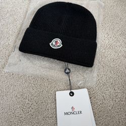 Moncler beanie