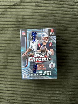 Topps Chrome Football 2025