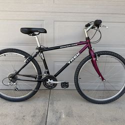 Trek Mountain Track 850 - Refurbished