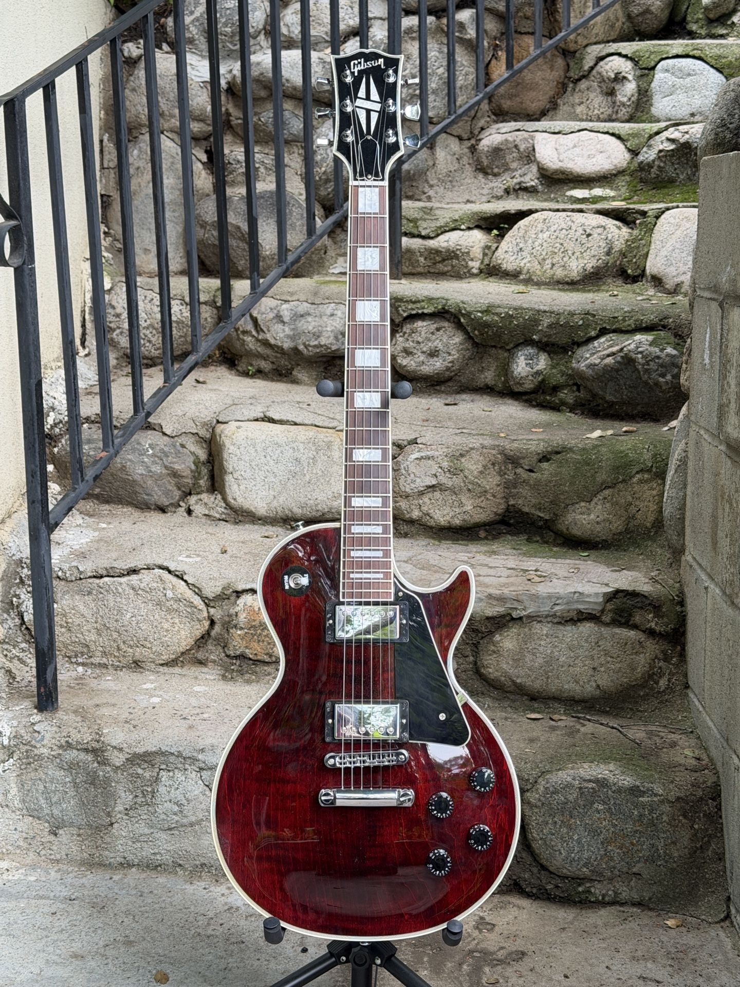 Gibson 2012 Les Paul Custom (Classic Custom) Electric Guitar