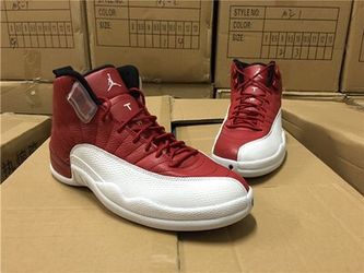 Air Jordan Retro 12 - Gym Red