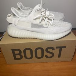 Yeezy 350 Bone