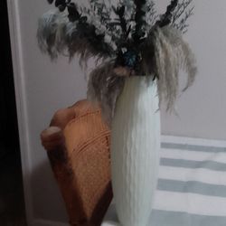 Vase filled with different real pappas