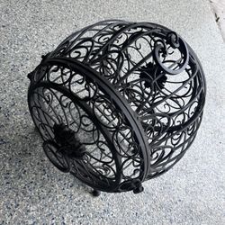 Vintage  Metal Seven Bottle Wine Rack