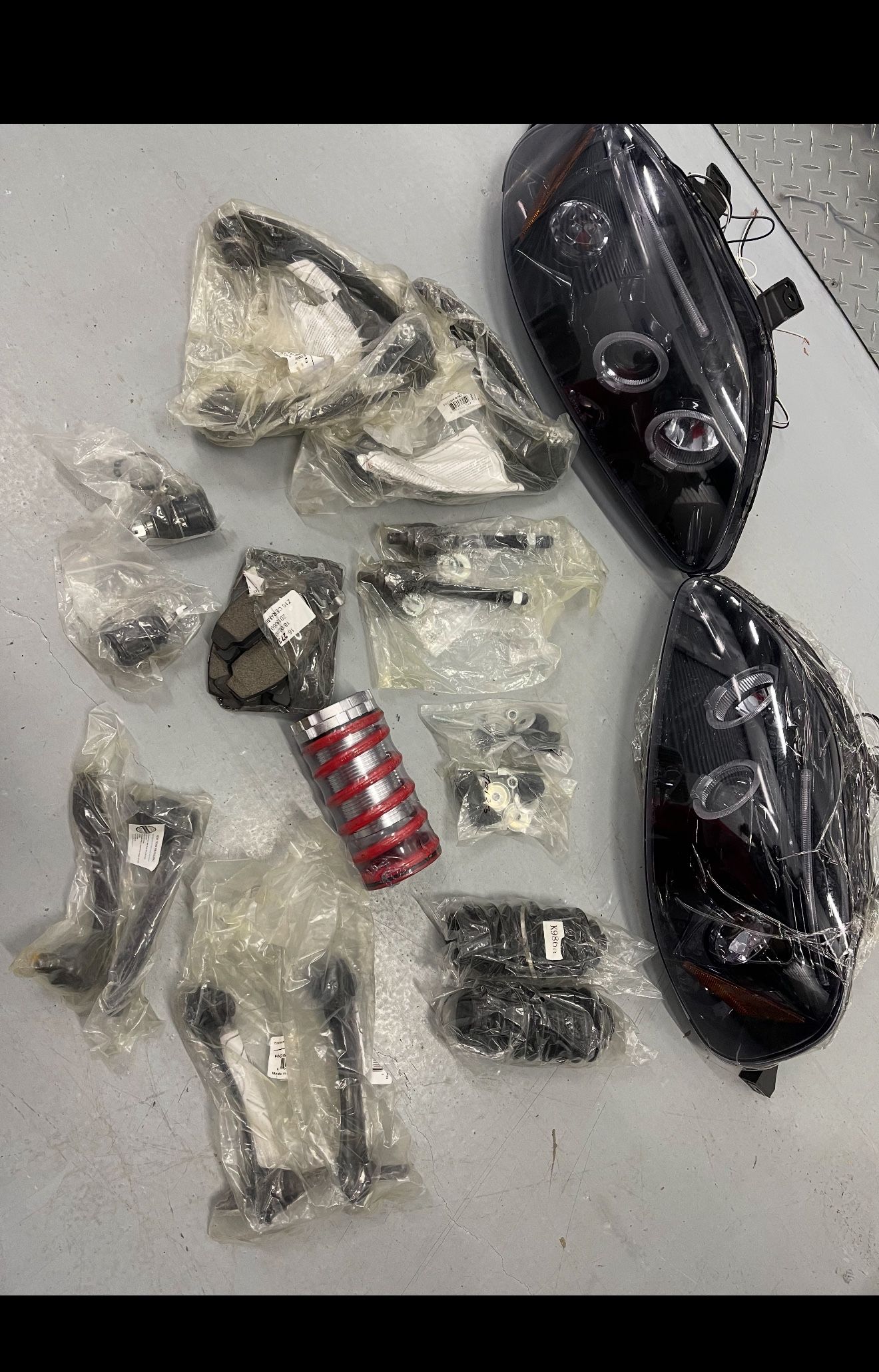 96-98 Honda Civic Front End Kit And Head Lights