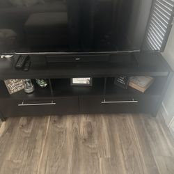 Black Tv Stand 60”