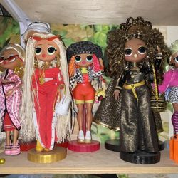 LOL OMG DOLLS 