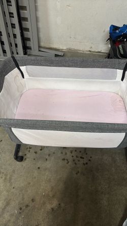 Free baby bassinet