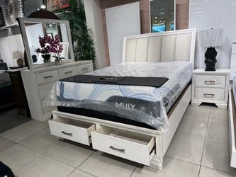 4pc Queen Bedroom Set 🥳🥳🥳