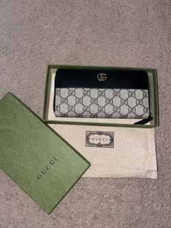 Gucci GG Marmont zip around wallet