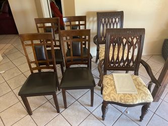 Dining table and chair set