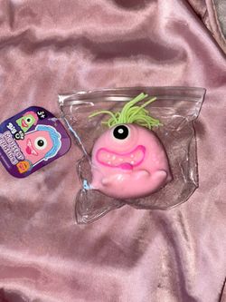 Big eye monster squishy