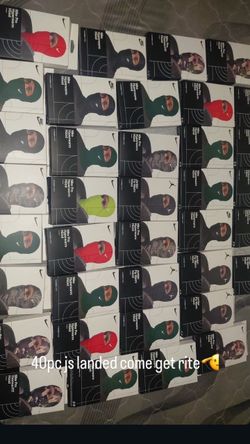 Nike Pro Hyperwarm Hood Balaclava – Lot of 40