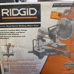 Ridgid 12in Miter Saw w/LED *Missing RH Fence