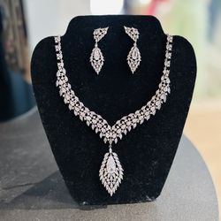 Bridal Jewelry 