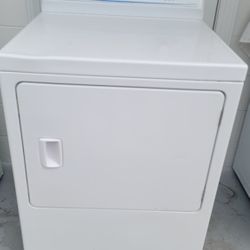MAGIC CHEF DRYER WORKS PERFECTLY 
