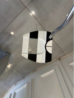 Odyssey Jailbird Ai dual 1/2 ball 38”