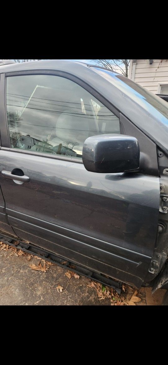 2006-2008 Honda Pilot Front Door Assembly Passenger Right Electric 