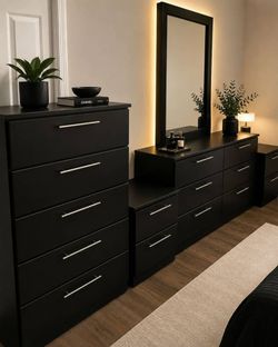 Dresser With Mirror, Chest And Two Nightstands 🌌 Comoda Con Espejo, Gavetero Y Dos Mesitas De Noche 🌌