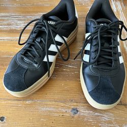 Adidas Womens Leather Gum/Sole Sneakers