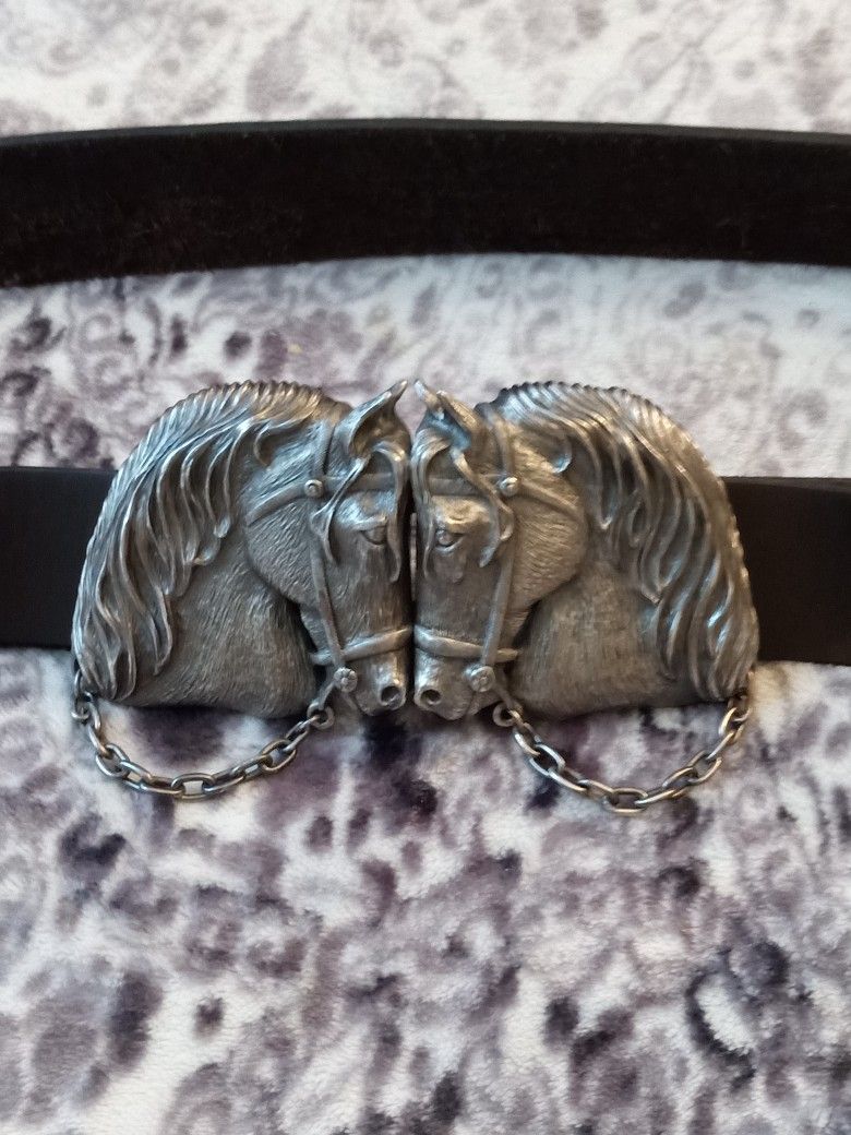 Massive Douglas PAQUETTE Signed HORSES’ HEADS w/Chain Bridles Belt Buckle Silver Metal Vintage Designer Runway Couture Animal Cowboy Statement