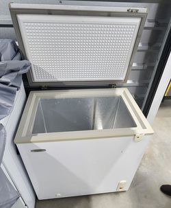 Deep freezer