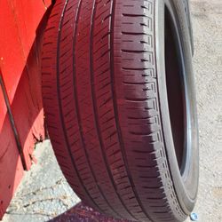 1 used Tire 255/50/20 Bridgestone ecopia $80