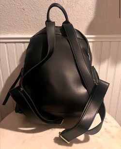 Love Moschino Black Leatherette Backpack with Gold Heart Chain Love Moschino | Bags | Love Moschino Vegan Leather Backpack  main image 4