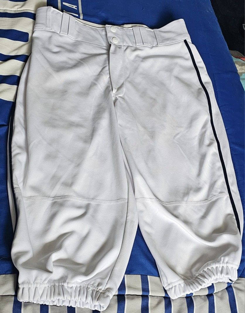 Champro Adult Medium White Baseball Knickers With Navy Piping