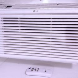 Great Condition, LG Window Air Conditioner