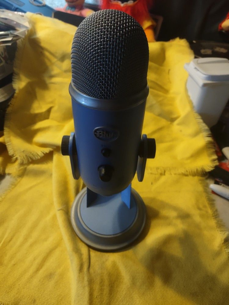 Blue Yeti 10th Anniversary Streaming Microphone