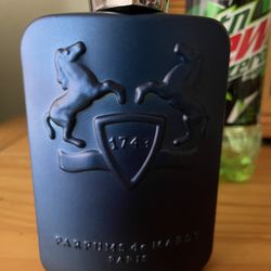 PARFUMS DE MARLY Layton