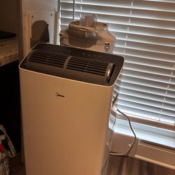 Midea portable AC 