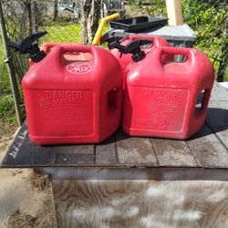 5 Gallon Gas Cans