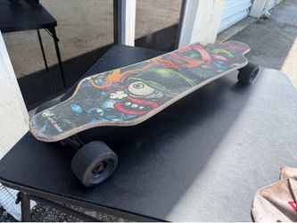 36.5” Windseeker Electric Skateboard/Longboard Untested Doesn’t include Charger